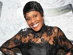 A estrela de The Younger and the Stressed, Dee Freeman, morre aos 66 anos de câncer de pulmão