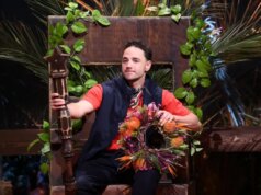O vencedor de I am A Celeb, Adam Thomas, ‘jogou a coroa no chão e saiu furioso do set’ após a provocação de David Haye