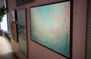 As novas TVs com moldura da Samsung parecem ainda mais pinturas reais