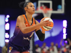 Relatório: All-star Satou Sabally concorda com contrato plurianual com Liberty