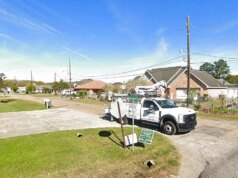 Pelo menos 13 pessoas feridas após veículo bater no desfile da Louisiana: gabinete do xerife