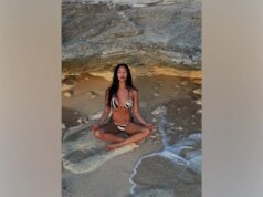 Nicole Scherzinger marca o Dia da Terra em biquíni com estampa de zebra e mensagem de herança havaiana