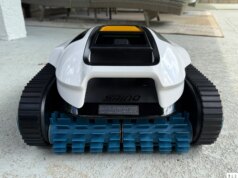 Revisão do Mammotion Spino E1: um bot de pool econômico que fica aquém