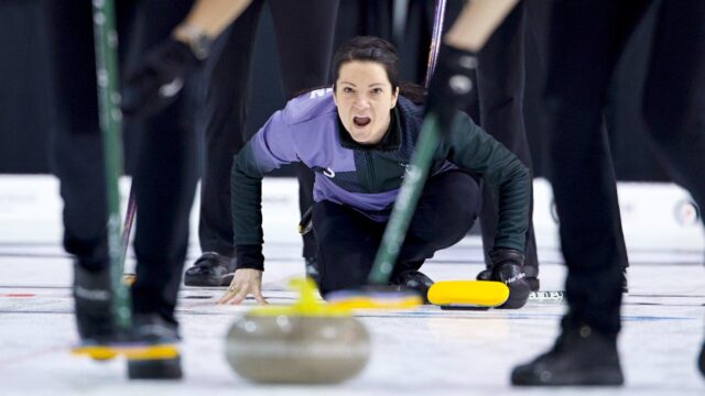 Team-Alpine-skip-Kerri-Einarson.jpg