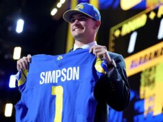 A esposa de Matthew Stafford envia mensagem ao possível herdeiro do marido, o escolhido do Rams, Ty Simpson