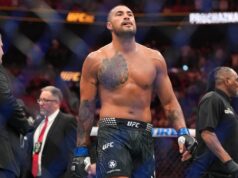 Carlos Ulberg diz que ‘cirurgia no joelho foi feita’ após improvável conquista do título do UFC 327