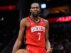 Kevin Durant, do Rockets, fora do jogo 1 contra o Lakers