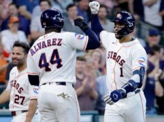 A explosão de três corridas de Correa faz com que os Astros ultrapassem os Crimson Sox para raspar