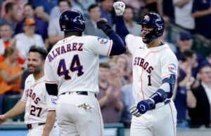 A explosão de três corridas de Correa faz com que os Astros ultrapassem os Crimson Sox para raspar