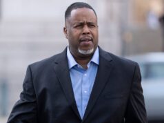 O ex-jogador da NBA Damon Jones deverá se tornar a primeira pessoa a se declarar culpado em uma varredura de jogos de azar