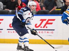 Iafallo, Morrissey e Toews marcam na vitória dos Jets sobre os Blues para manter vivas as esperanças nos playoffs