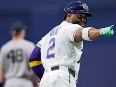 Diaz desencadeia retorno, Rays se reúne para estender a derrapagem dos Yankees para três