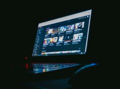 O YouTube oferece o modo picture-in-picture para todos os usuários de dispositivos móveis, e você não precisa pagar por isso
