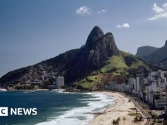 Tiroteio policial com gangue de favela prende 200 turistas no topo de morro