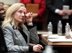 Os republicanos derrotados da Virgínia se reagrupam para a luta de última likelihood para salvar a maioria na Câmara