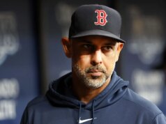Alex Cora, gerente de bombeiros do Boston Purple Sox