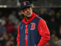 Alex Cora, gerente demitido do Pink Sox, mostra cores verdadeiras em e-mail em massa para a organização