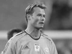 Um trem percutido no carro: um antigo jardim de futebol meurt