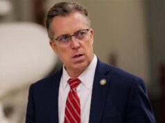 Colunista do Washington Publish argumenta que os muçulmanos não deveriam ter que ser assimilados na América