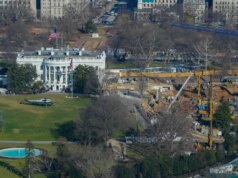 Trump ajudou a redigir o último processo judicial da Ala Leste da Casa Branca?