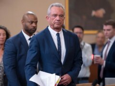 RFK Jr. defende proposta de corte de 12% no orçamento de saúde, resposta ao sarampo em depoimento na Câmara