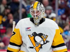 Os pinguins fazem uma grande mudança de goleiro, adicionando uma reviravolta interessante ao jogo 4 imperdível