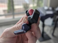 Como compartilhar áudio do seu telefone Android com vários fones de ouvido (e por que isso é genial)