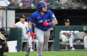 Addison Barger dos Blue Jays sai contra White Sox