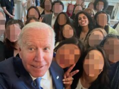 Amada professora morta enquanto dormia, filha esfaqueada no ataque, pois o motivo ainda não está claro: DA