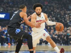 Magic desperdiça grande vantagem, mas sobe para o topo dos Pistons e lidera a série por 2-1