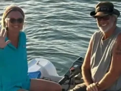 Brian Hooker enviou mapas a amigos que, segundo ele, mostram onde sua esposa desapareceu nas Bahamas