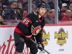 Nenhuma reação do LNH: Jake Sanderson em meio a uma comoção cerebral