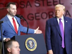 O candidato apoiado por Trump pretende atenuar a frágil batalha da maioria do Partido Republicano na Câmara no confronto pela cadeira do MTG