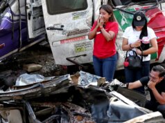 Número de mortos em atentado contra ônibus na Colômbia sobe para 20 durante onda de violência