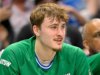 O novato do Mavericks, Cooper Flagg, se torna o primeiro adolescente na história da NBA a marcar 50 pontos em um jogo