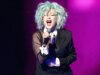 Cyndi Lauper ameaça o provocador de Las Vegas com uma queda violenta: ‘Eu vou até você’