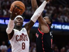 Discurso de Schroder no intervalo e forte quarto período estimulam Cavaliers sobre Raptors