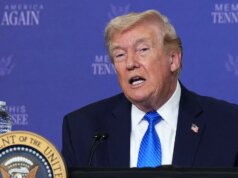 O administrador de Trump encerrou ilegalmente o standing authorized de migrantes que usaram o aplicativo da period Biden, resolve o juiz