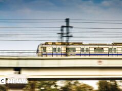 A Índia gastou bilhões em trens do metrô. Mas onde estão os passageiros?