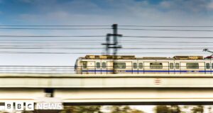 A Índia gastou bilhões em trens do metrô. Mas onde estão os passageiros?