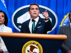 27/04: Notícias noturnas da CBS