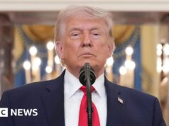 Trump emite ameaça carregada de palavrões ao Irã sobre o bloqueio do Estreito de Ormuz