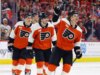 Os Philadelphia Flyers desafiam os fãs a comer três cheesesteaks e três pedidos de batatas fritas em um único jogo