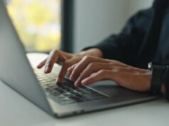 Substituí o Microsoft 365 por este programa gratuito e estou feliz com a mudança