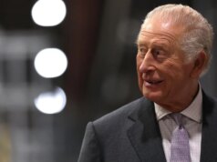 Rei Carlos III discursará no Congresso em 28 de abril