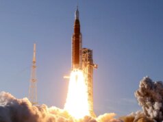 Cheia de sucesso: tripulação do Artemis II conserta banheiro espacial