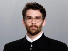 O streamer de extrema esquerda Hasan Piker se defende das acusações de anti-semitismo em entrevista ao canal judeu
