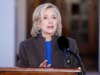 Hillary Clinton acusa o Partido Republicano de estar com ‘morte cerebral política’ quanto à acessibilidade da família