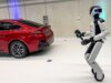 BMW coloca robôs humanóides para trabalhar na construção de EVs