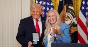 A lenda olímpica Kaillie Humphries assina com a marca ativista de roupas esportivas XX-XY Athletics em meio à ascensão política